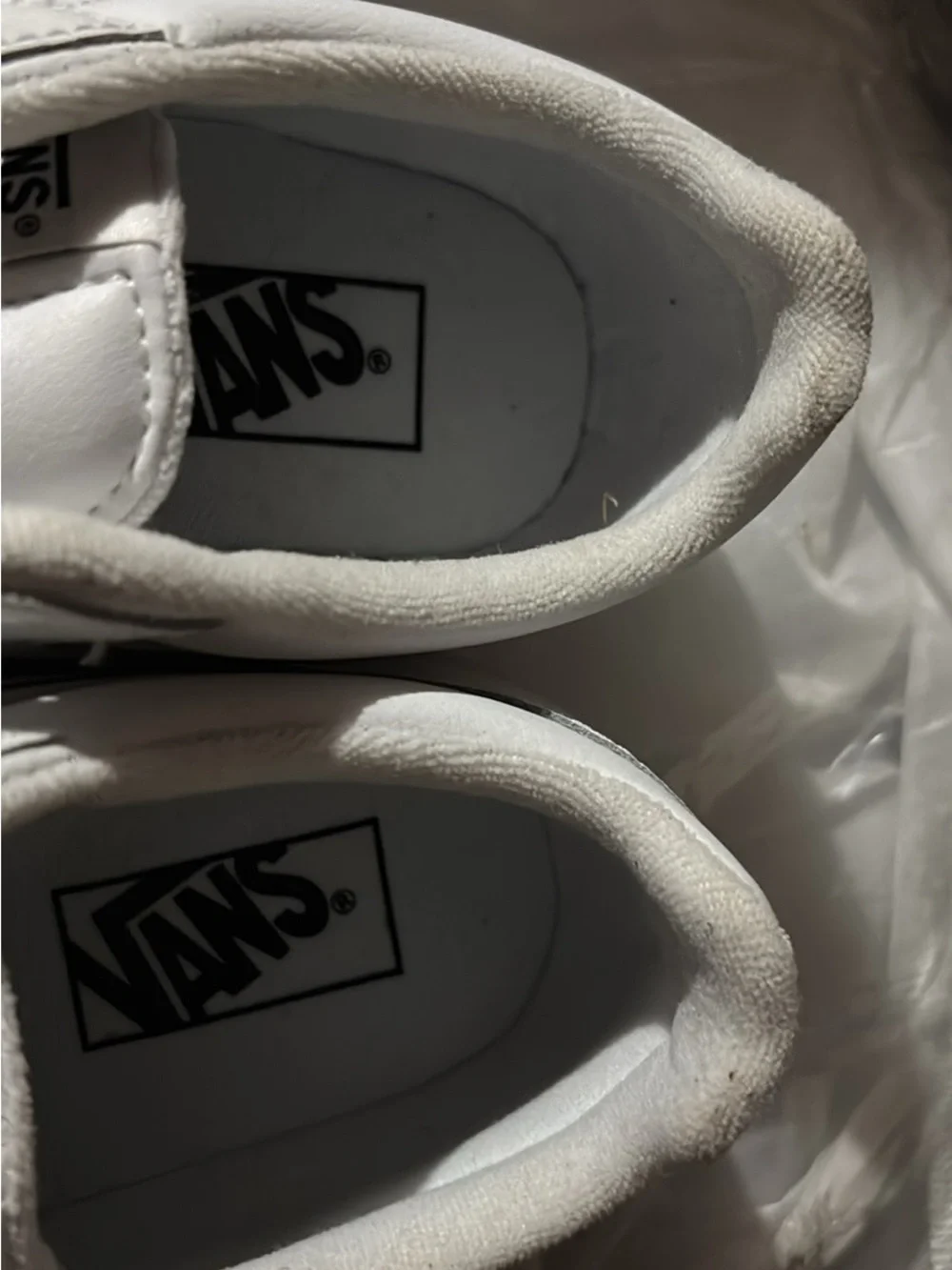Vans Women's White Low-Top Leather Sneakers — Classic Lace-Up